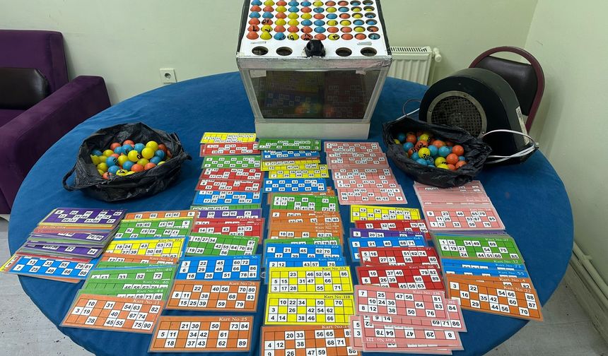 Polisten film sahnesini aratmayan kumarhane baskını!