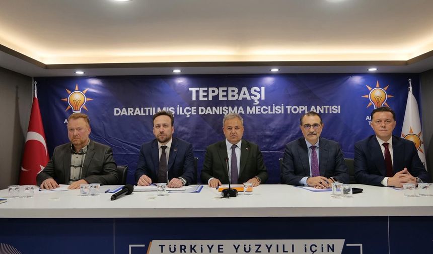 AK Parti Tepebaşı İlçe Danışma Toplantısı düzenlendi