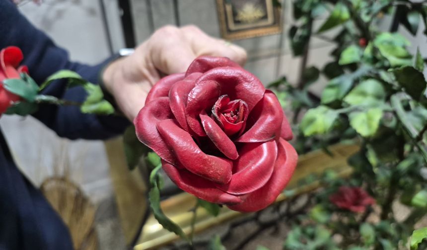 Örnek çalışma: Atık şişelerden gül ağacı