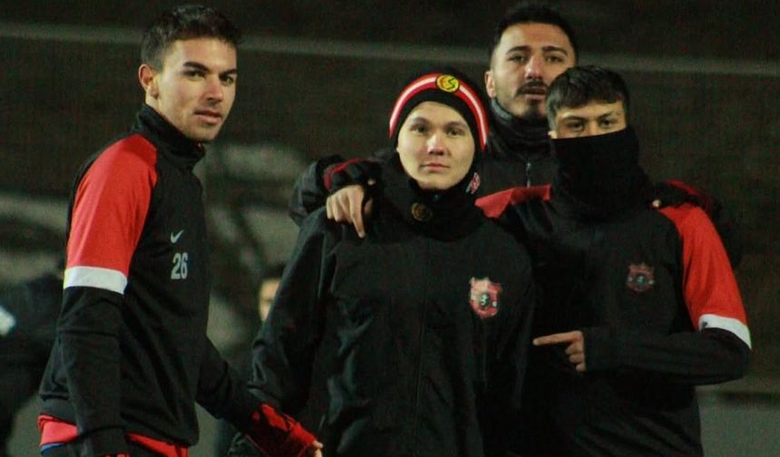 Bozanspor Eşme deplasmanına bileniyor