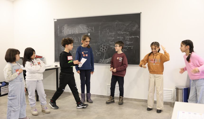 Sanat Sokağı'nda renkli atölye...