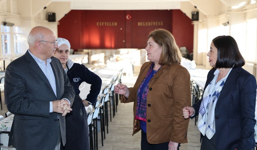 CHP'li Vekillerden ilçelere ziyaret