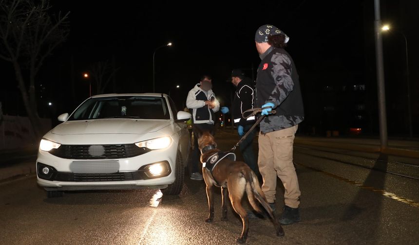 Eskişehir'deki o mahallede huzur denetimi...