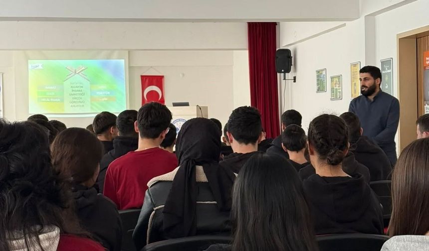 'Cami ve Hayat' konulu seminerler başladı