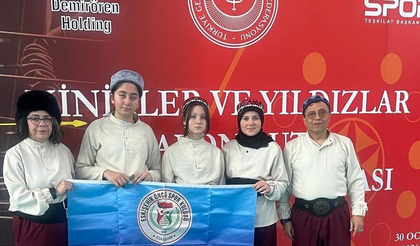 Eskişehirli okçular Türkiye Şampiyonası'ndan dereceyle döndü