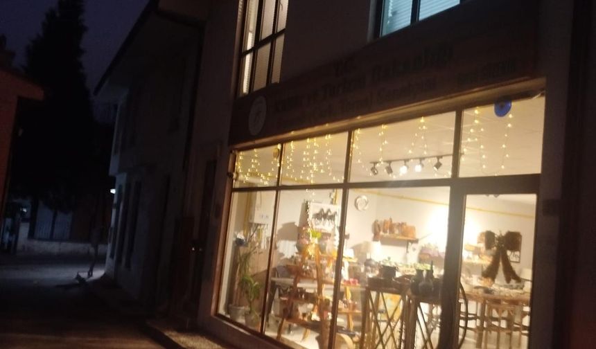 Vatandaşlar aydınlatma yetersizliğine tepki gösterdi!