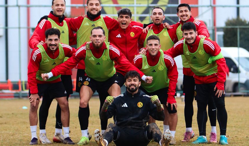 Kırmızı Şimşekler rövanş peşinde!