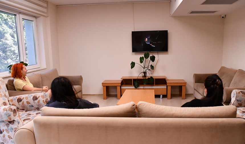 Tepebaşı'ndan kız öğrencilerine sıcak yuva