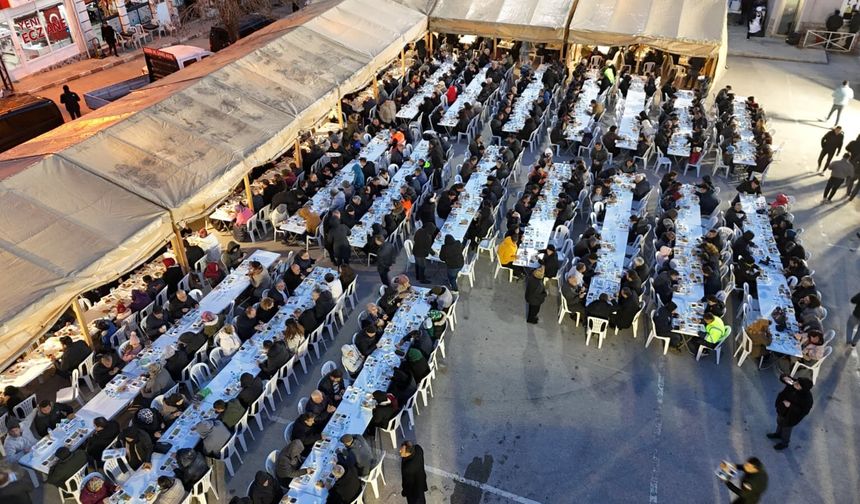 Eskişehir’de dayanışma sofraları kuruldu