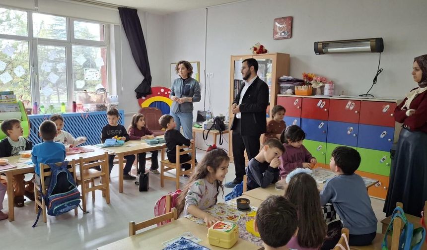 Anaokulunda 'Ramazan ve Oruç' konulu seminer verildi