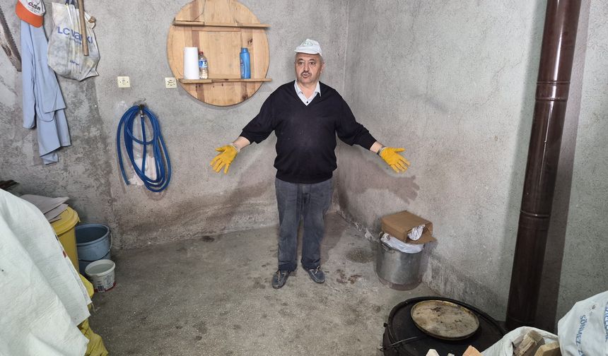 Kanalizasyon tıkanıyor, mahalle mağdur