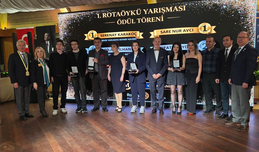 Öykü yarışmasında ödül gururu