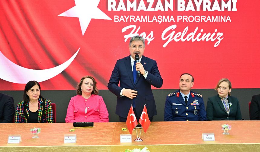 Eskişehir'de protokol bayramlaşma töreni düzenlendi
