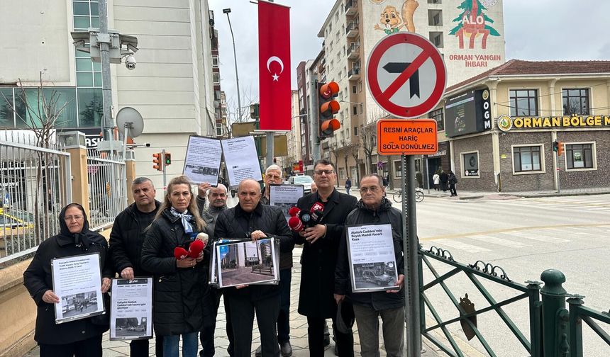 Eskişehir'in bu kavşağı güvenli değil!