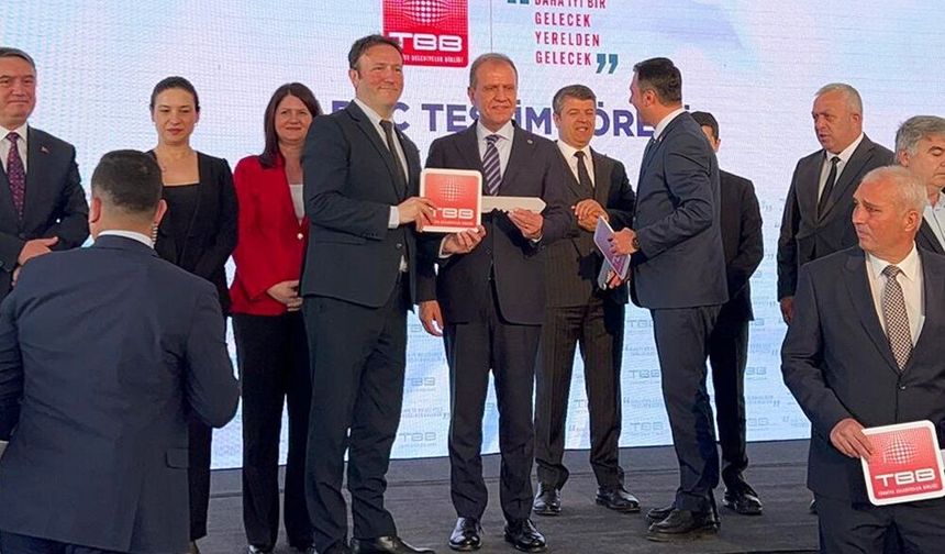 Tepebaşı Belediyesi'ne yeni iş makinası desteği