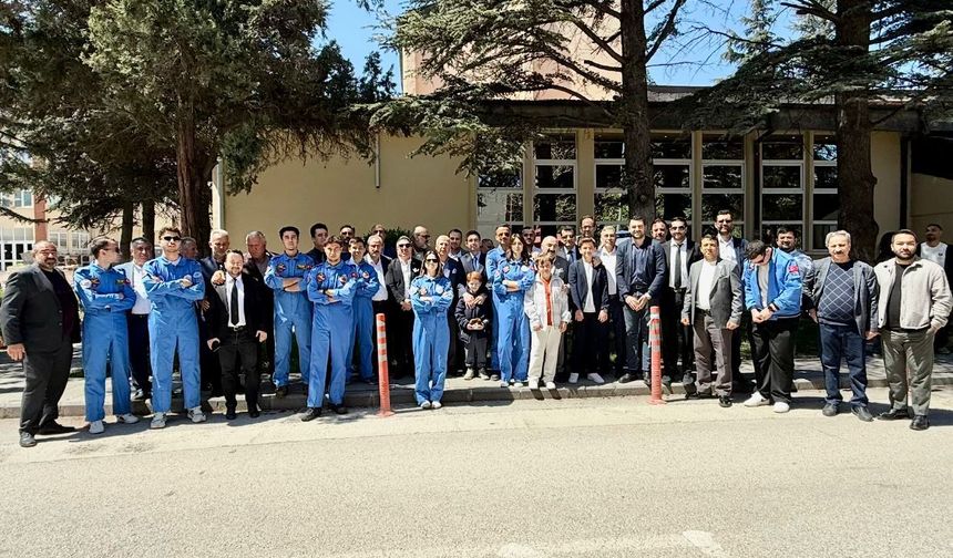 Türk Hava Kurumu Anadolu Üniversitesi öğrencilerine anlatıldı