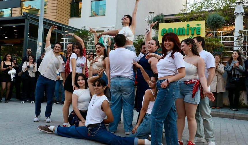Eskişehir sokaklarında renkli görüntüler
