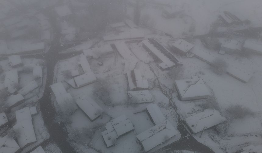 Eskişehir’de kış geri döndü: Üretici sevindi!