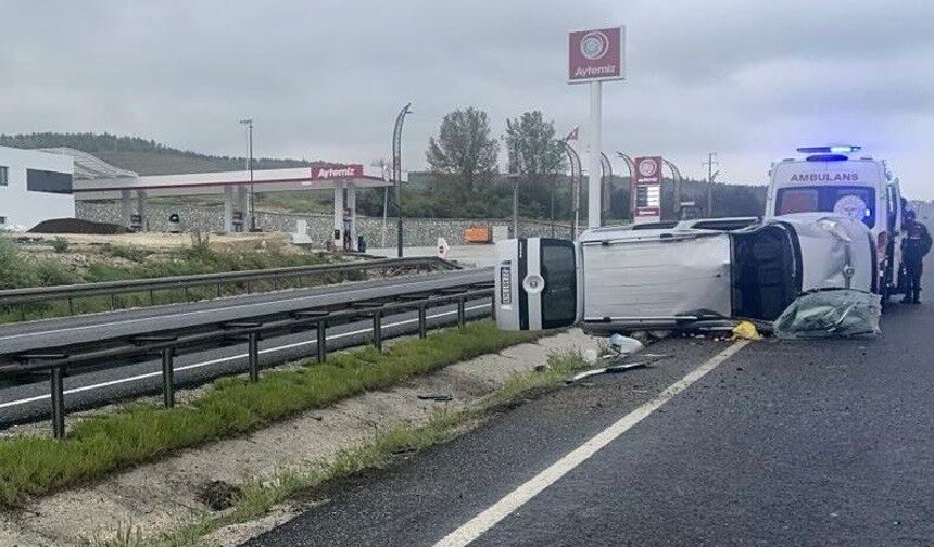 Yağışlı hava kazaya neden oldu: 4 yaralı!