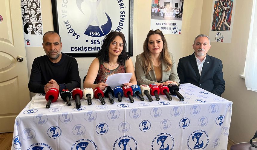 Hemşirelerin ağır çalışma koşullarına dikkat çektiler