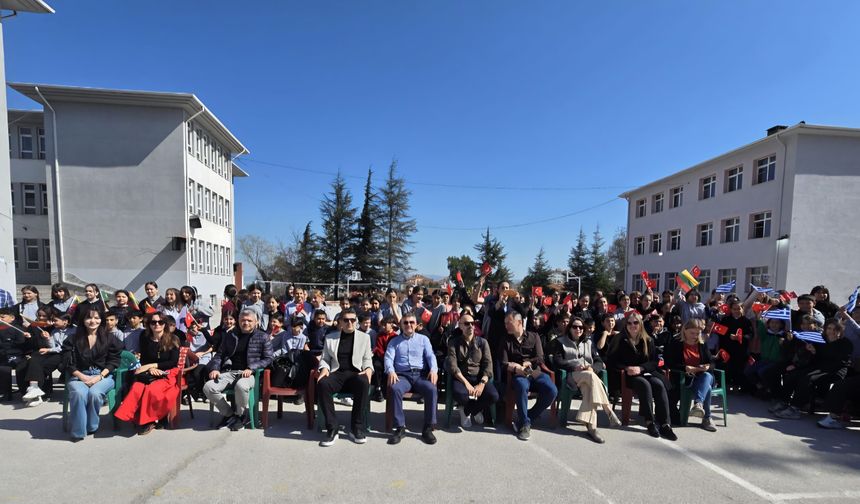 Siber zorbalıkla mücadele için Eskişehir’de toplandılar