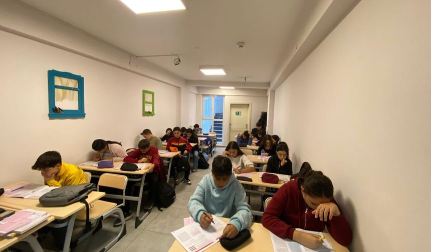 Odunpazarı’ndan LGS’ye hazırlanan öğrencilere ücretsiz destek