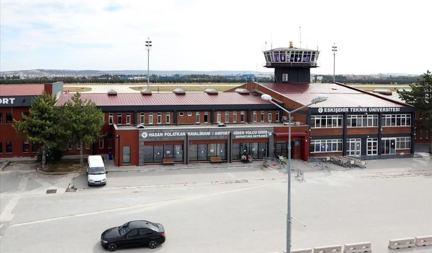 Yatırımlar konuşuldu: Eskişehir'de uçak seferleri gündemde!