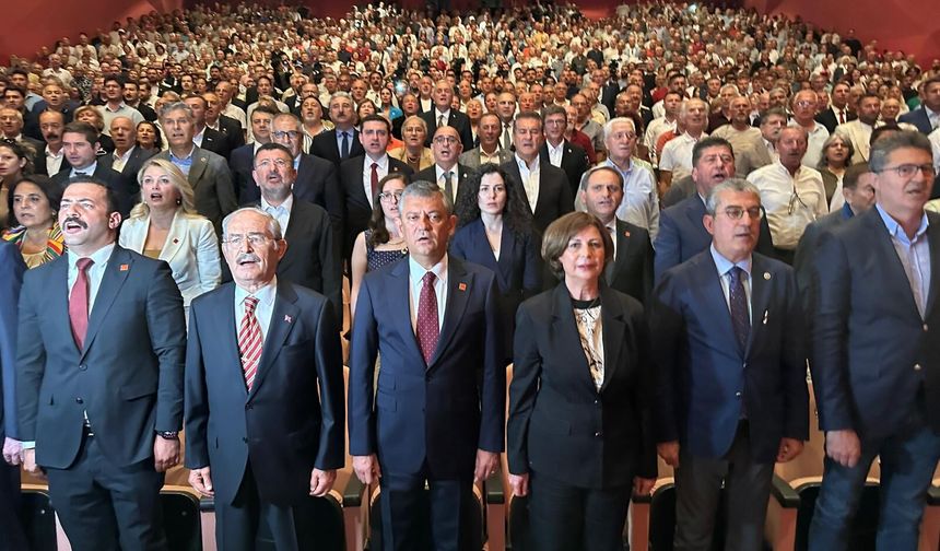 CHP Lideri Özgür Özel'den Eskişehir övgüsü...