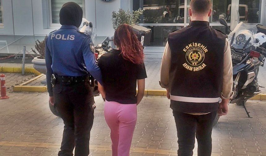 Hakkında 49 yıl hapis cezası olan kadın yakalandı