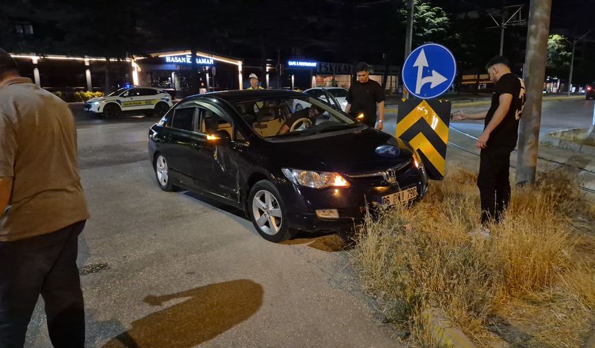 Eskişehir'de otomobil ile ticari taksi çarpıştı