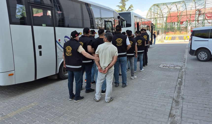 Polisin yaralandığı kavgada 5 tutuklama