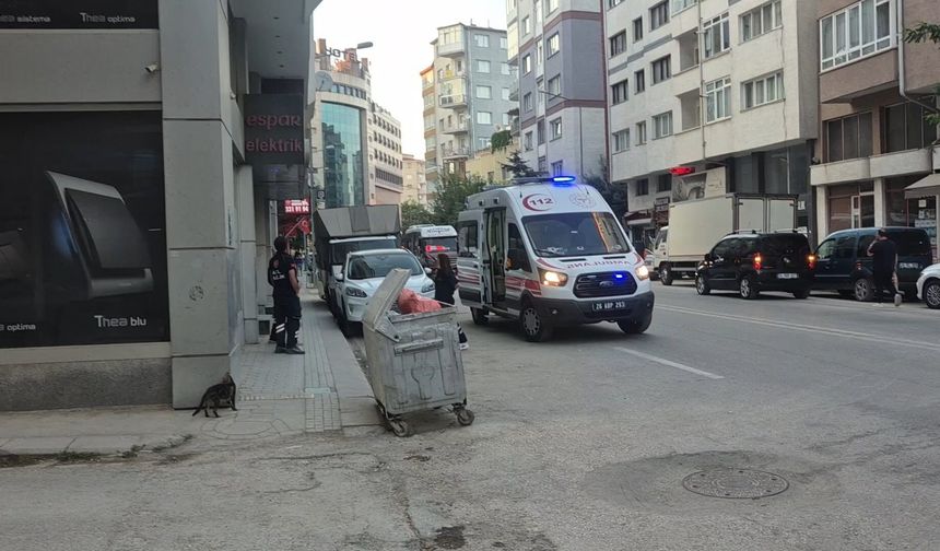 Cadde ortasında kolonya içip fenalaştı