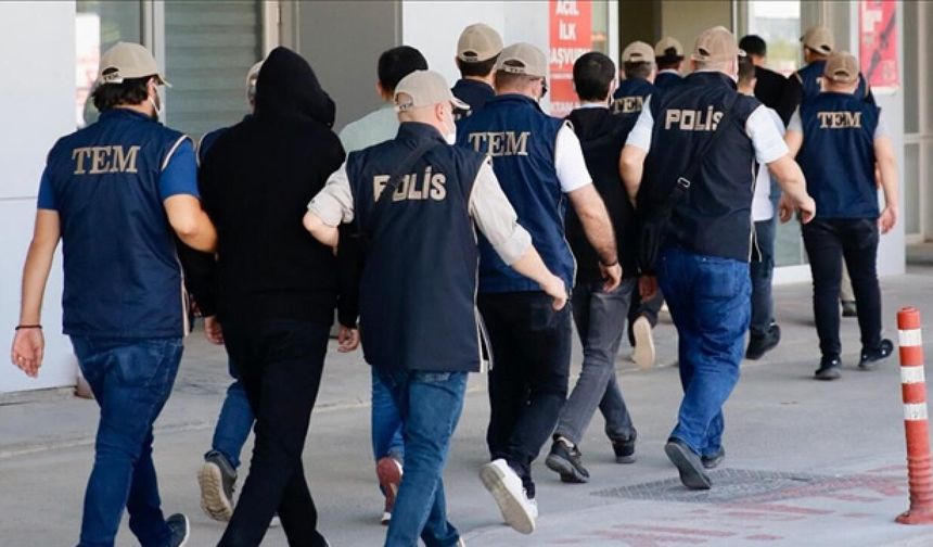 Eskişehir’in de aralarında bulunduğu 22 ilde FETÖ operasyonu