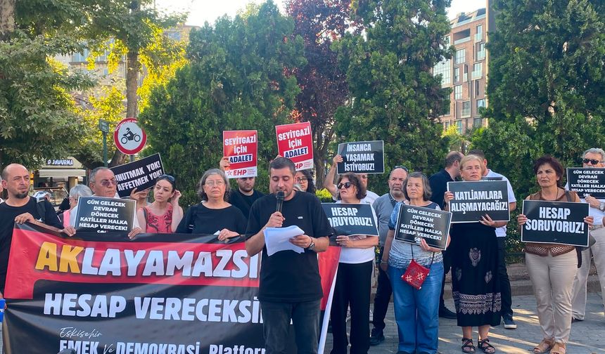 10 Kişinin hayatını kaybettiği Seyitgazi yangını unutulmadı