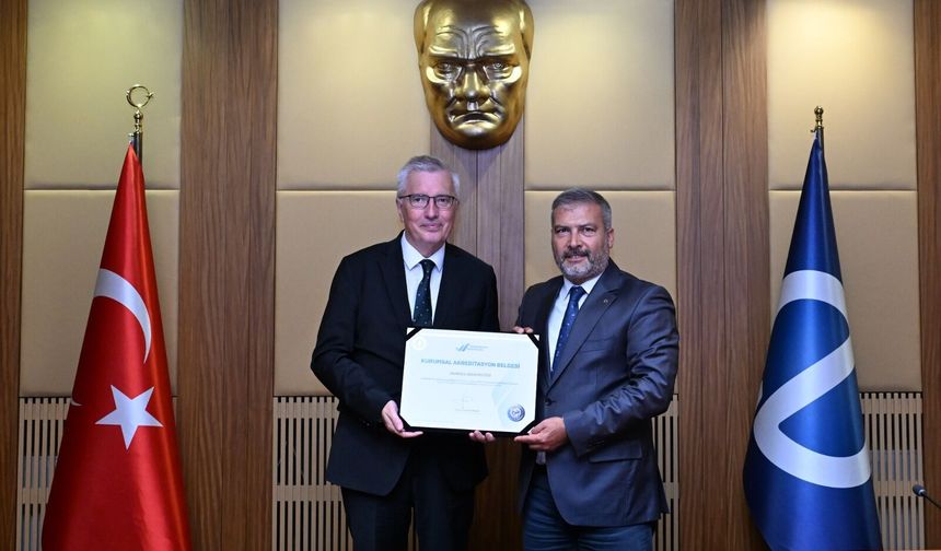 YÖKAK'tan Anadolu Üniversitesi'ne kalite tescili