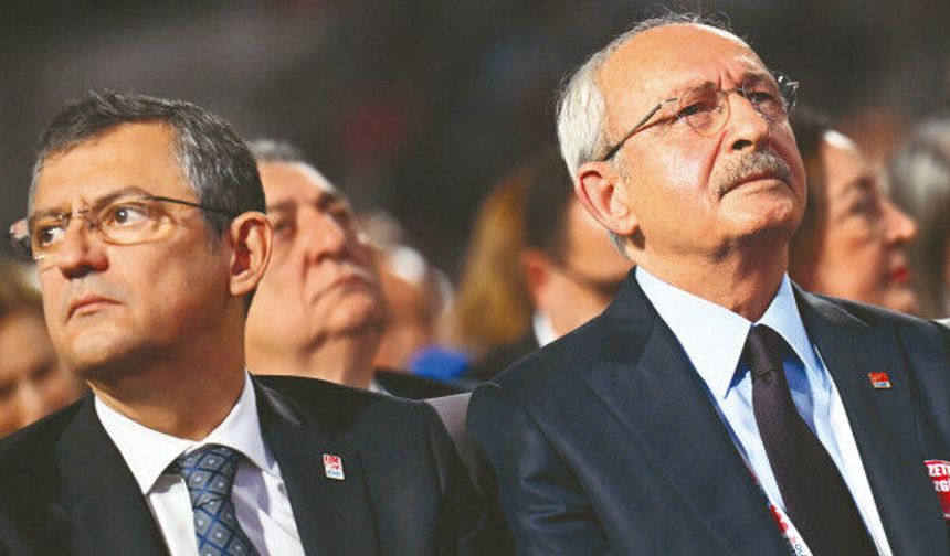 Kötü şeyler düşünüyor gibi