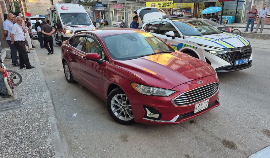Otomobile yandan çarpan bisikletli çocuk yaralandı