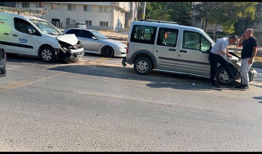 Eskişehir'de zincirleme kaza!