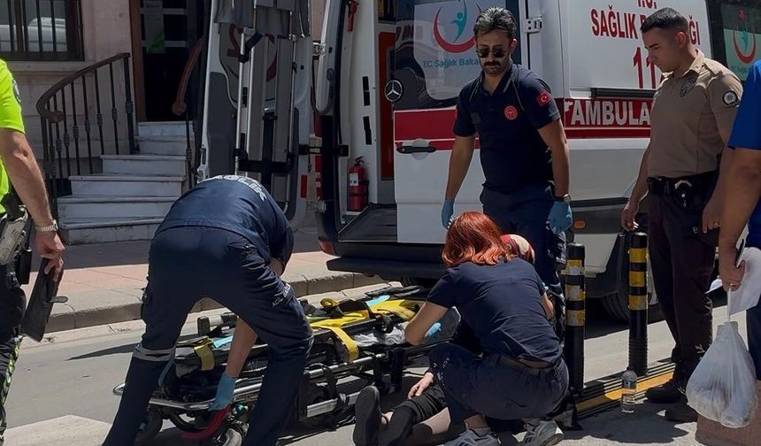 Ehliyetsiz sürücü, yaya geçidindeki kadına çarptı