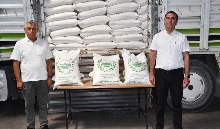 Tarladan sofraya: 700 çuval un ihtiyaç sahiplerine ulaştı