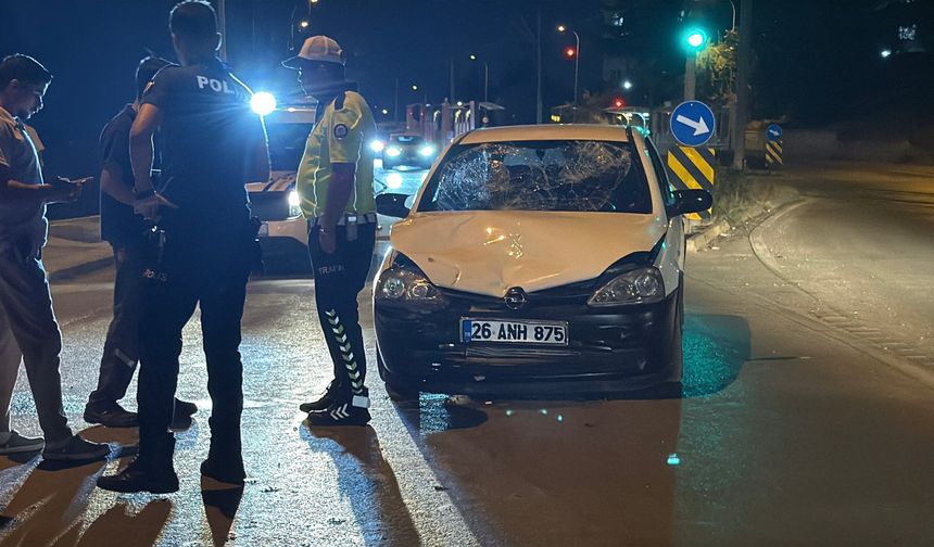 Otomobil ile motosiklet çarpıştı: 2 yaralı