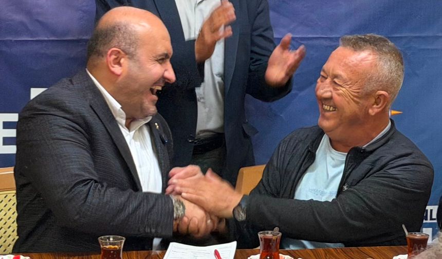 Bizde mutluluk, onlarda kavga var.