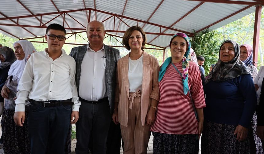 Başkan Ünlüce şehit ailesiyle bir araya geldi