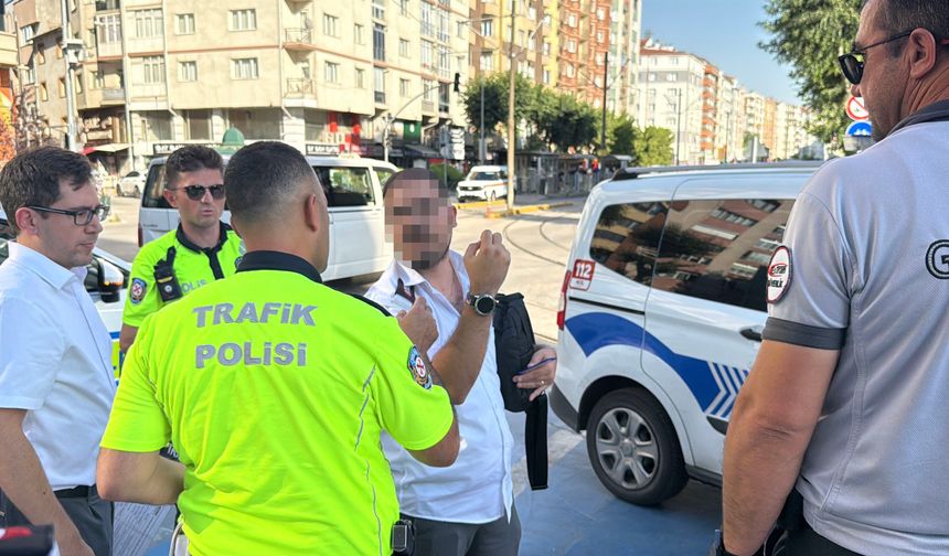 Eskişehir'de tramvay kazası: Bisiklet sürücüsü yaralandı
