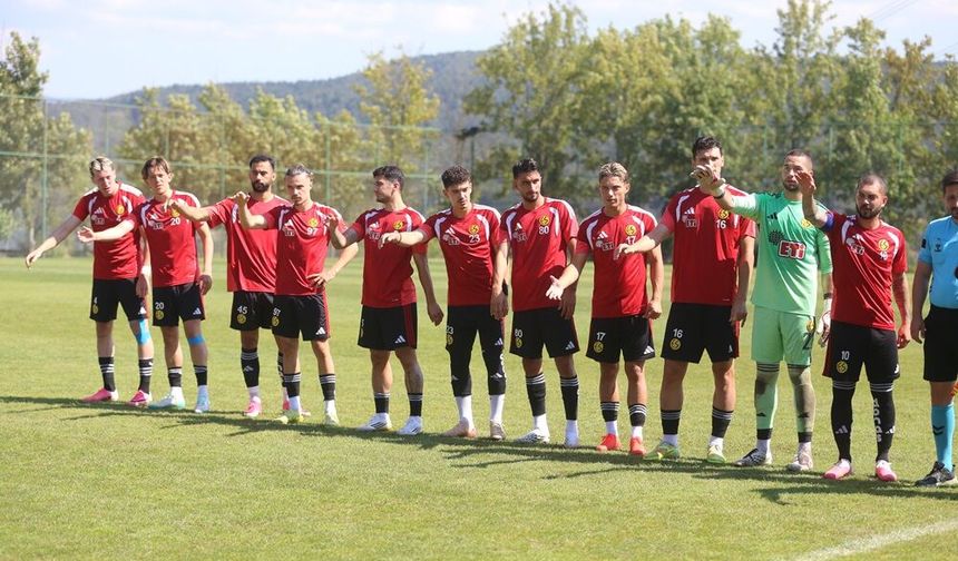 Eskişehirspor Teknik Direktörü Hakan Şapcı: Ciddi şekilde çalışıyoruz