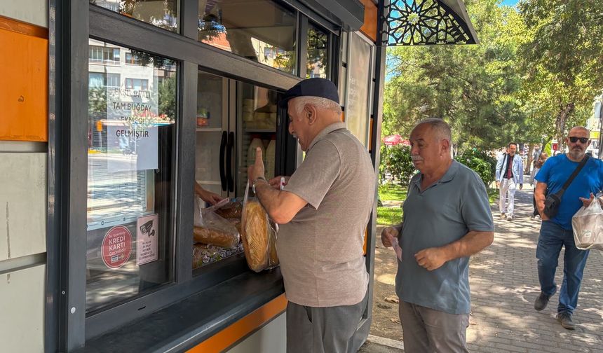 Halk Ekmek raflarına yeni ürün: 15 TL’den satılıyor