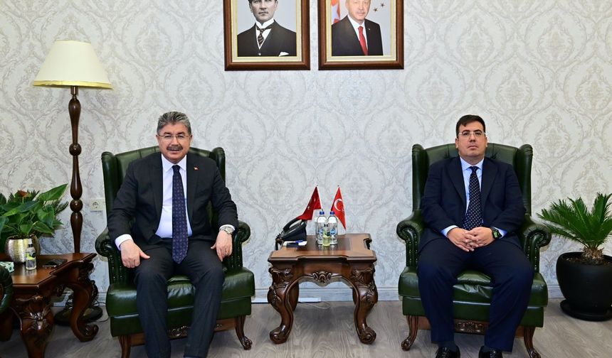 Adalet Bakan Yardımcısı Tuncay, Eskişehir Valisi Yılmaz'ı ziyaret etti