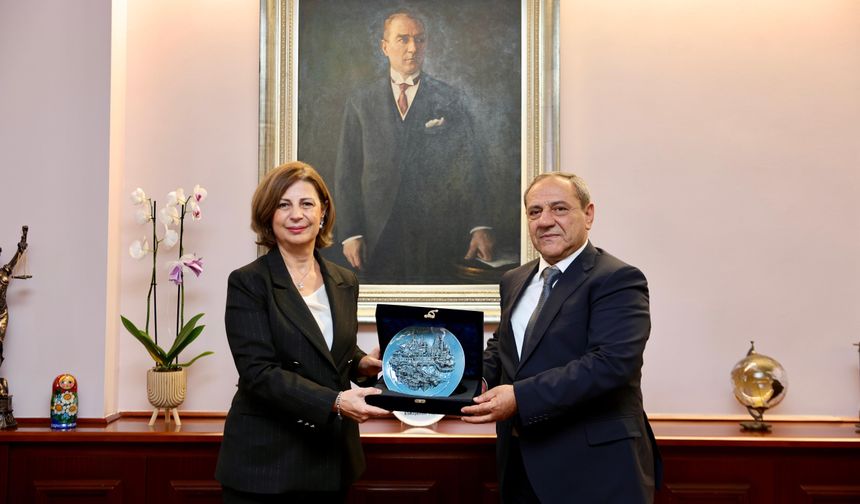 Azerbaycan heyeti Eskişehir’de temaslarda bulundu