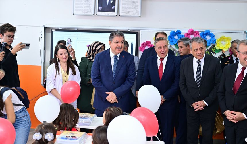 Vali Yılmaz Eskişehir’in eğitim rakamlarını açıkladı