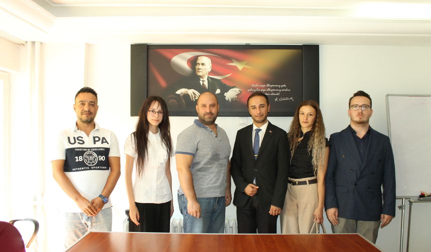 Hukukçulardan Sakarya Gazetesi'ne ziyaret